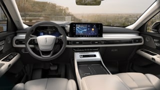 2026 Lincoln Lincoln Aviator Internal Image 2